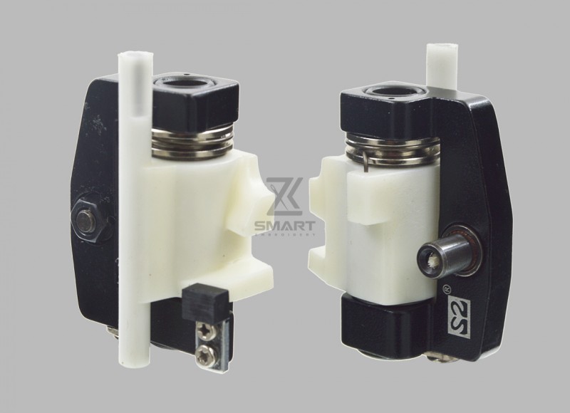 Assemblage de la barre d'aiguille